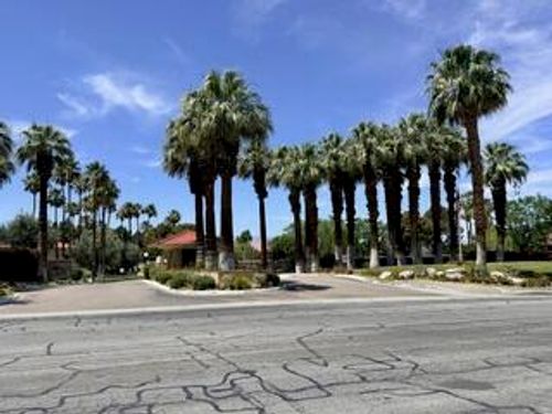 210-675 N Los Felices Cir W, Palm Springs, CA, 92262 | Card Image