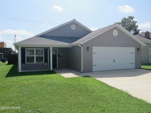 2821 S Joplin Ave, Joplin, MO, 64804-2621 | Card Image