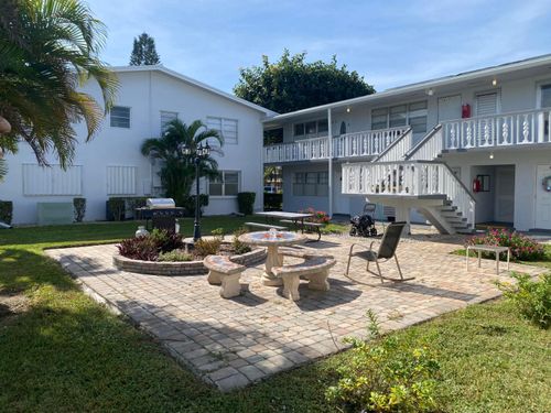 95-95 Cambridge E, West Palm Beach, FL, 33417-1317 | Card Image
