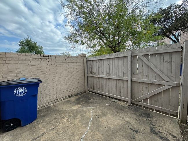 APT-102 - 4904 W Wind Trl, Home with 2 bedrooms, 2 bathrooms and 2 parking in Austin TX | Image 20
