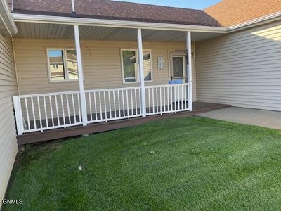 1307 2nd Avenue Nw, Condo with 2 bedrooms, 1 bathrooms and null parking in Beulah ND | Image 2