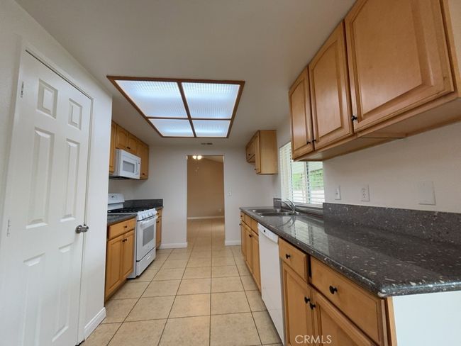 25208 Aleppo Way, House other with 3 bedrooms, 2 bathrooms and 2 parking in Moreno Valley CA | Image 14