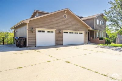 1108 Sw Chetopa Trail, Home with 0 bedrooms, 4 bathrooms and null parking in Topeka KS | Image 3