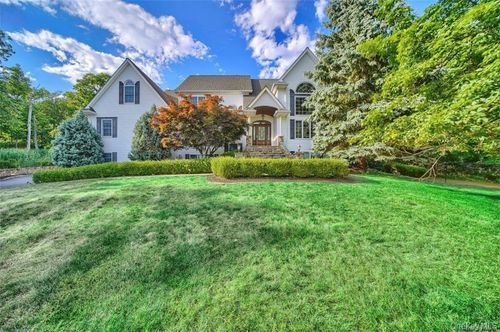 5 Dunderberg Rd, Tomkins Cove, NY, 10986-1003 | Card Image