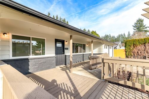 1703 7th Ave Se, Puyallup, WA, 98372-4008 | Card Image