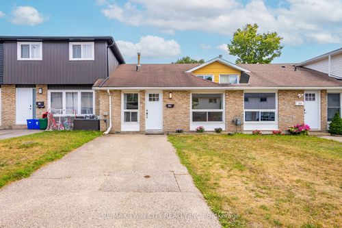720 Parkview Cres, Cambridge, ON, N3H4X9 | Card Image