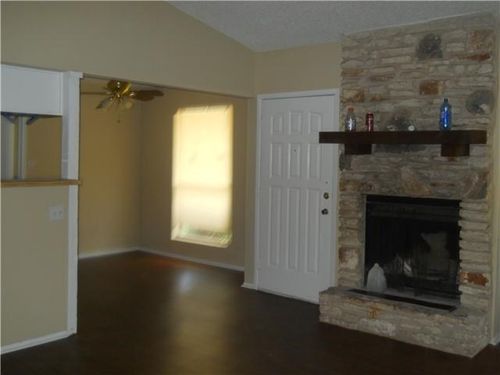 a-1224 Tartan Ln, Austin, TX, 78753-4548 | Card Image