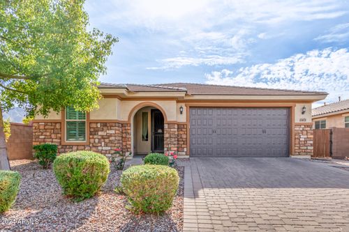 2471 E Hazeltine Way, Gilbert, AZ, 85298 | Card Image