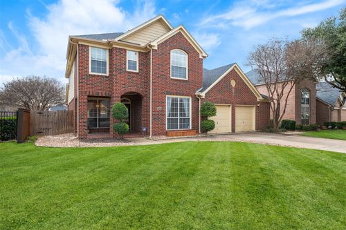 6923 Briarwood Dr, Fort Worth, TX, 76132-3049 | Card Image