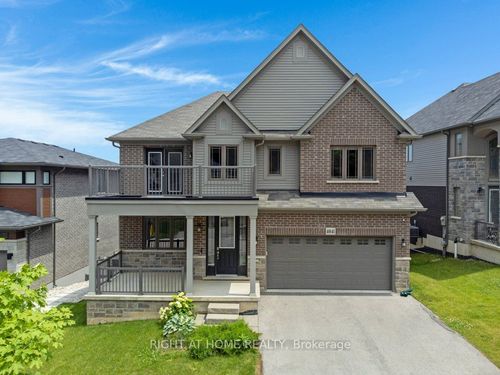 4041 Highland Park Drive, Lincoln, ON, L3J0S9 | Card Image