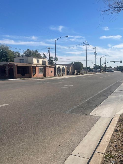 843 W Spring St, Somerton, AZ, 85350 | Card Image