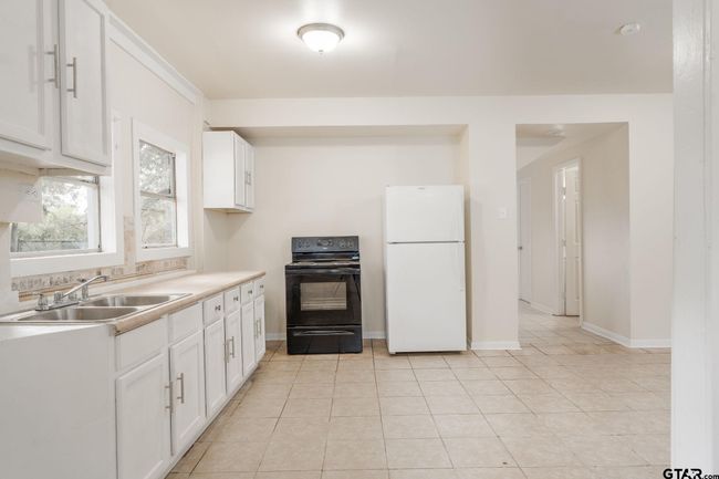 1910 E Lake St, Home with 0 bedrooms, 0 bathrooms and null parking in Tyler TX | Image 5