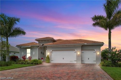 18456 Royal Hammock Blvd, NAPLES, FL, 34114-8946 | Card Image