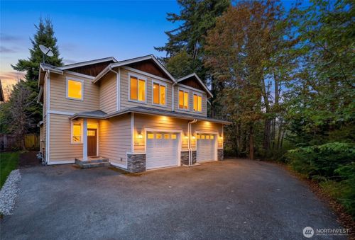 4050 Kramer Ln, Bellingham, WA, 98226-7761 | Card Image