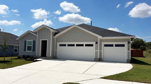 663 Ebbsfleet Dr, Uhland, TX, 78640-6768 | Card Image