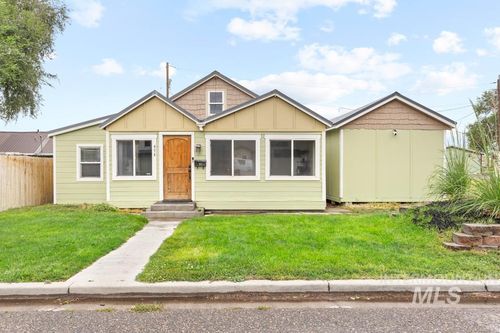 474 Harrison St W, Vale, OR, 97918-1209 | Card Image