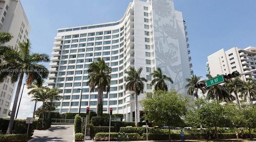 419-1100 West Ave, Miami Beach, FL, 33139-4749 | Card Image