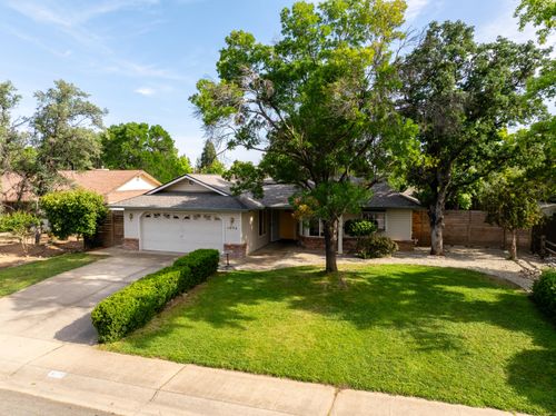 3073 Sunglow Drive, Redding, CA, 96001 | Card Image