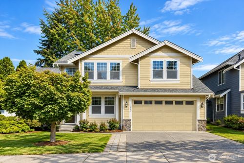 7924 Ne 184th St, Kenmore, WA, 98028-6624 | Card Image