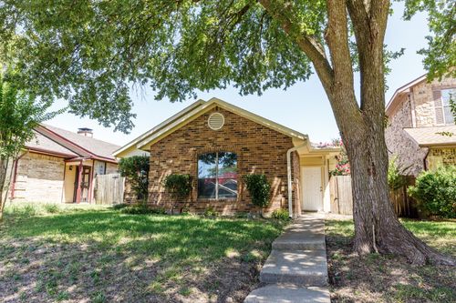 1129 Sandalwood Ln, DeSoto, TX, 75115-4271 | Card Image