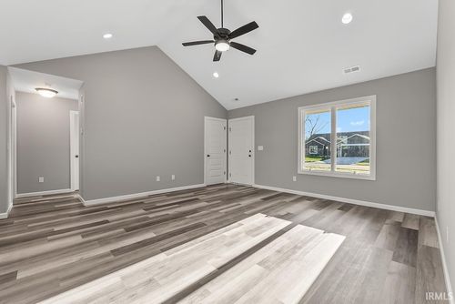 15563 Impala Dr, Huntertown, IN, 46748-9561 | Card Image