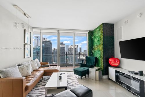 apt-4702-92 Sw 3rd St, Miami, FL, 33130-3387 | Card Image