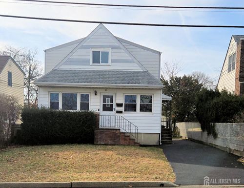35 Berkley Blvd, Iselin, NJ, 08830-2020 | Card Image