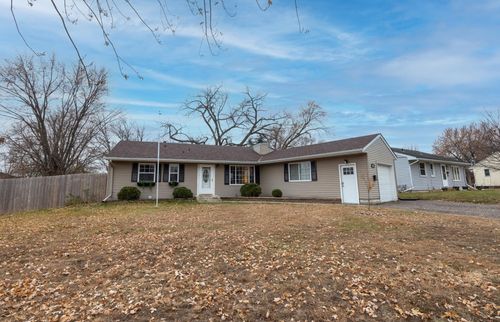 7825 58th Pl N, Crystal, MN, 55428-3234 | Card Image