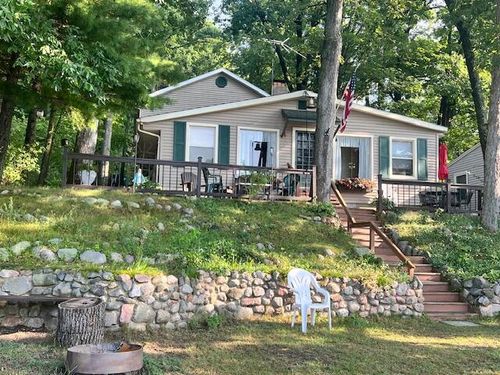 5701 Head Lake Rd, Hastings, MI, 49058-9241 | Card Image