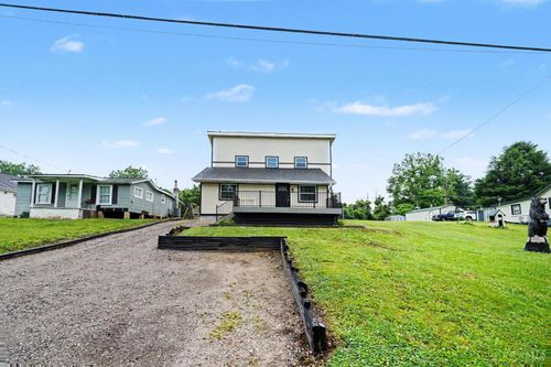 9032 Link Rd, Loveland, OH, 45140-8915 | Card Image