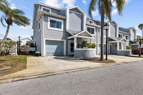 911 Harbour House Dr, INDIAN ROCKS BEACH, FL, 33785-3735 | Card Image