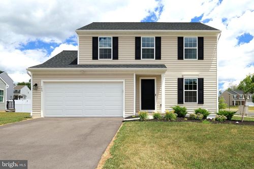 145 Thornwood Ln, BELLEFONTE, PA, 16823-8008 | Card Image