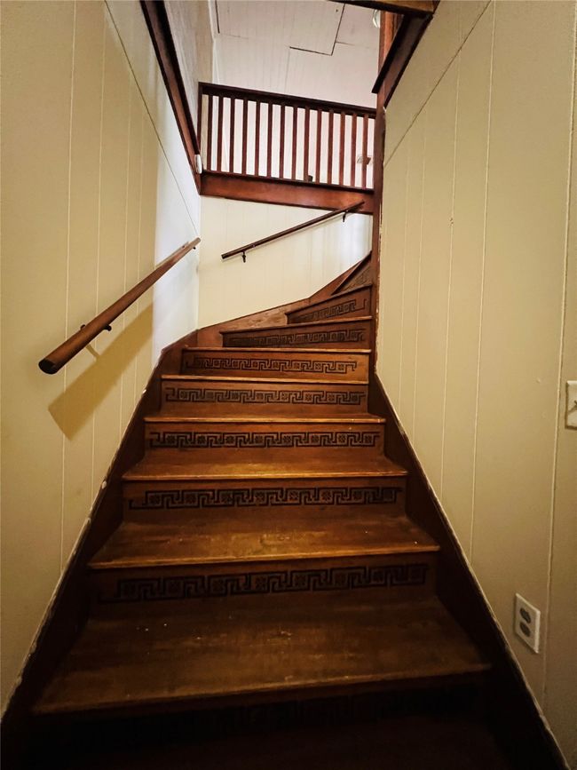 View of staircase | Image 22