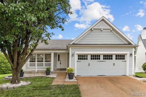 204 Montecito Ter, Saint Peters, MO, 63304-5649 | Card Image