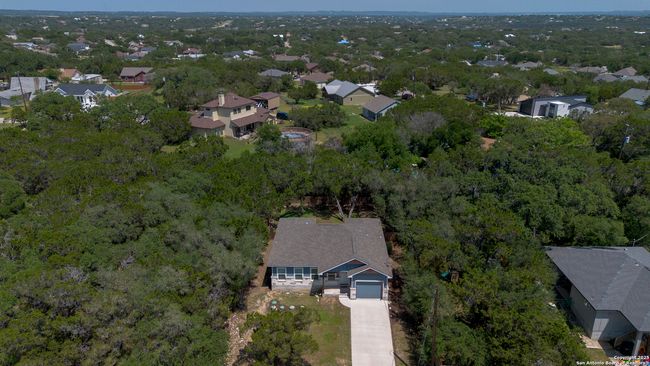 1407 Tanglewood Trl, House other with 3 bedrooms, 2 bathrooms and null parking in Spring Branch TX | Image 25