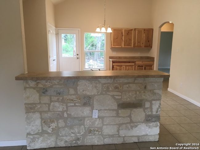 473 High Dr, House other with 3 bedrooms, 2 bathrooms and null parking in Spring Branch TX | Image 5