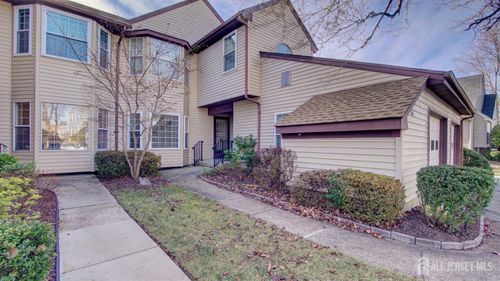 5-A Hillsborough Dr, Monroe, NJ, 08831-4886 | Card Image