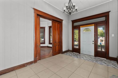 505 Levin St, Marshall, TX, 75670-1835 | Card Image