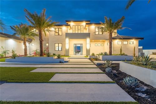 500 Trenier Dr, Henderson, NV, 89002-9730 | Card Image