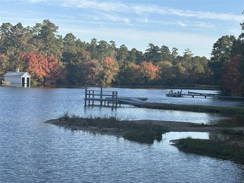 134 Sunset Lake Rd, Huntsville, TX, 77340-9715 | Card Image