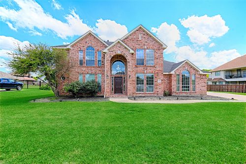 1112 Bentwater Pkwy, Cedar Hill, TX, 75104-6919 | Card Image