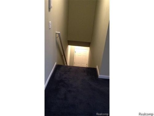 14210 Addington Dr, Commerce Township, MI, 48390-4021 | Card Image