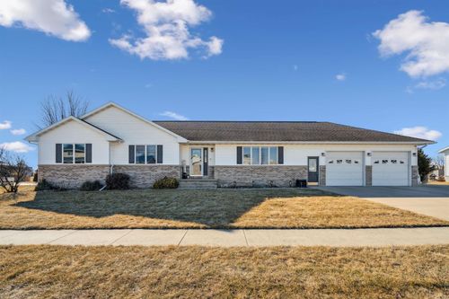 808 Sal Avenue, Dunkerton, IA, 50626 | Card Image