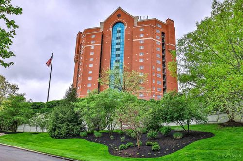 3435 Golden Ave, Cincinnati, OH, 45226-2001 | Card Image