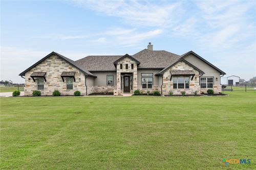 412 Farmstead Drive, Seguin, TX, 78155 | Card Image