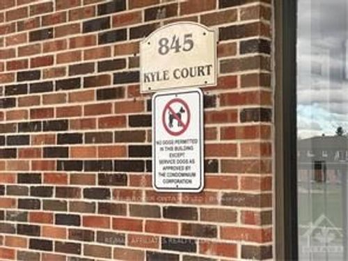 305-845 Kyle Crt, Brockville, ON, K6V6K7 | Card Image