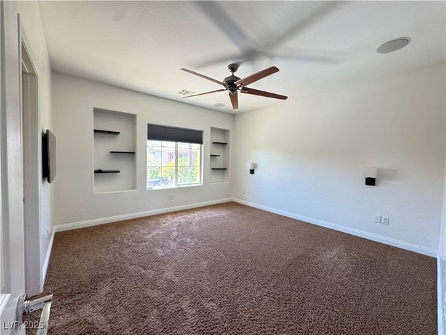 Primary Bedroom | Image 11