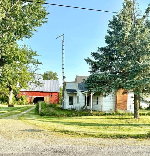 3197 E 300 N, Winchester, IN, 47394-9212 | Card Image