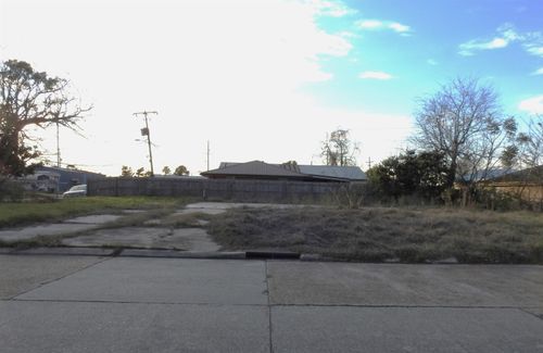 305 Dixie Avenue, Houma, LA, 70363 | Card Image