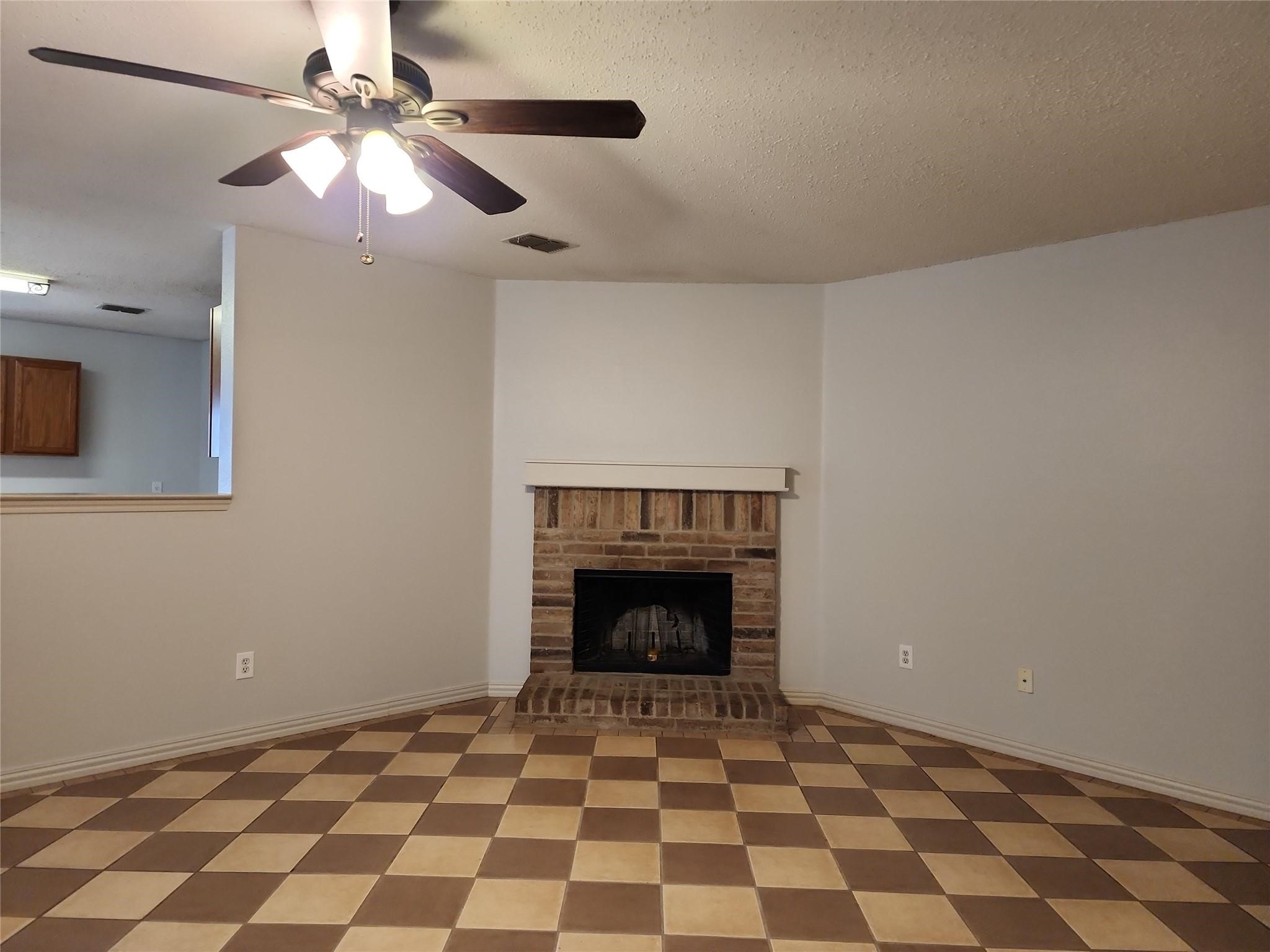 Residential Lease in Fort Worth 3